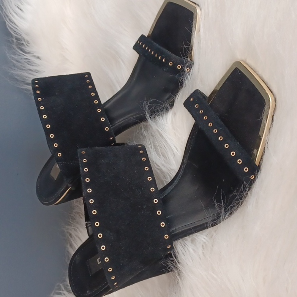 DKNY heels